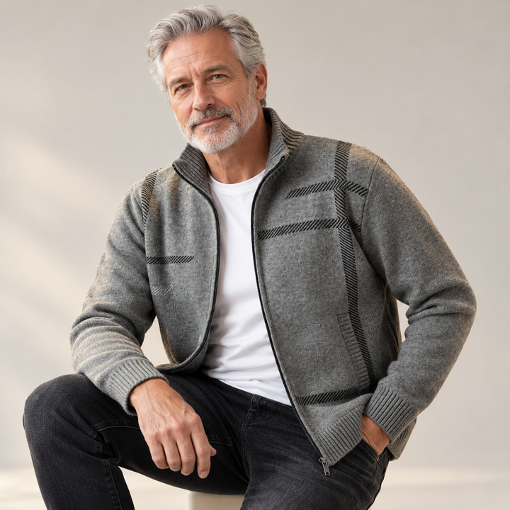 Lucente - Vielseitige Herrenjacke getragen von einem Mann ab 55 Jahren