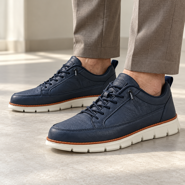 Torricelli - Ledersneaker für Herren getragen von einem Mann ab 55 Jahren