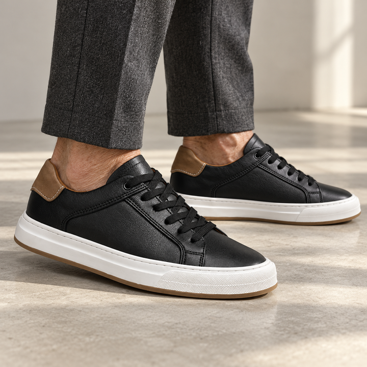 Bergamo - Ledersneaker für Herren getragen von einem Mann ab 55 Jahren