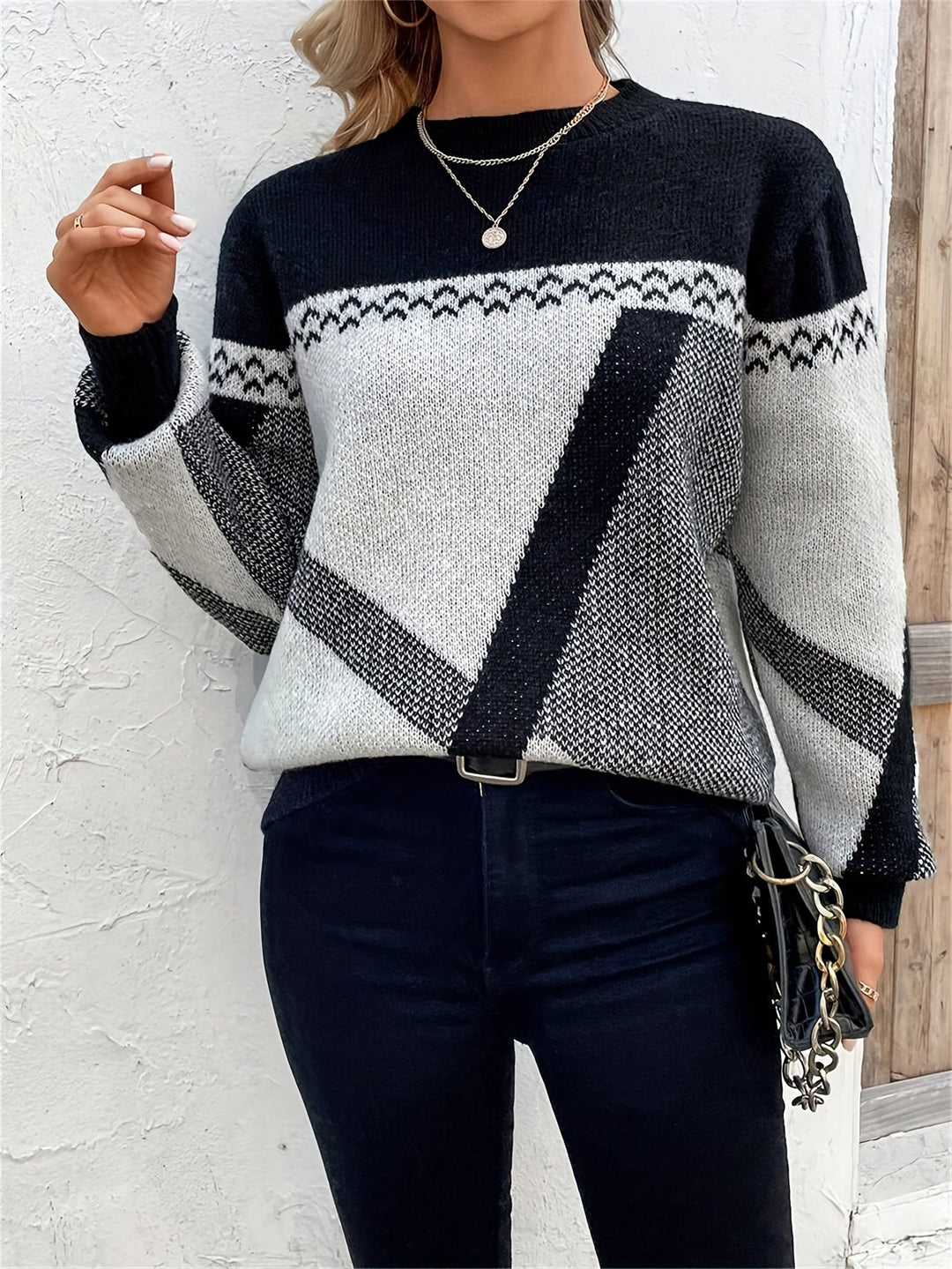 Henriette - Rundhalspullover mit geometrischem Colorblock-Muster - Produktansicht 1