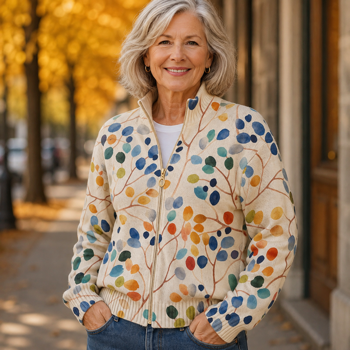Julia – Strickjacke mit botanischem Blättermuster und Reißverschluss