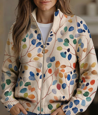 Julia – Strickjacke mit botanischem Blättermuster und Reißverschluss