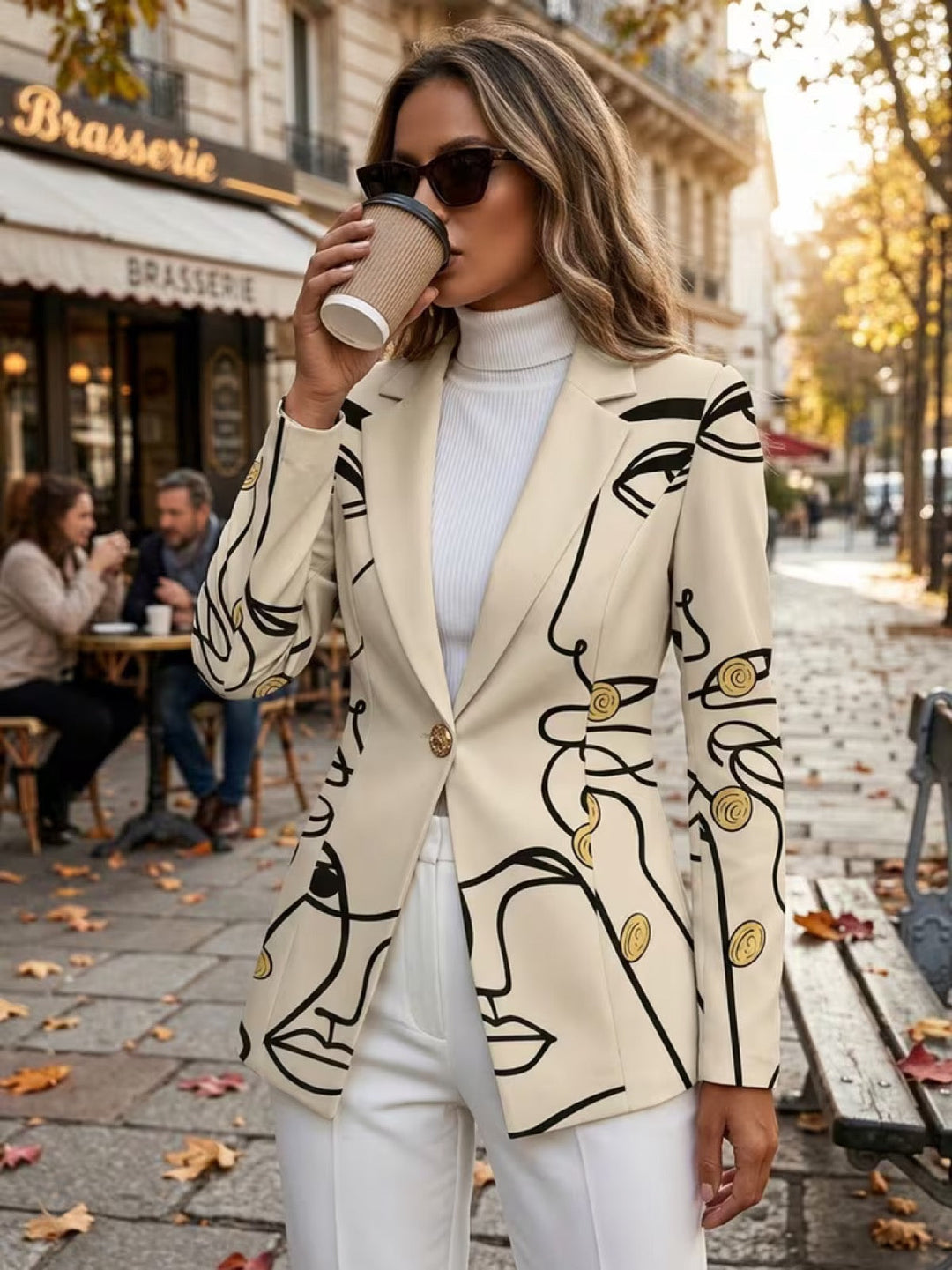 Clarinda - Blazer mit Liniengrafik - Produktansicht 2